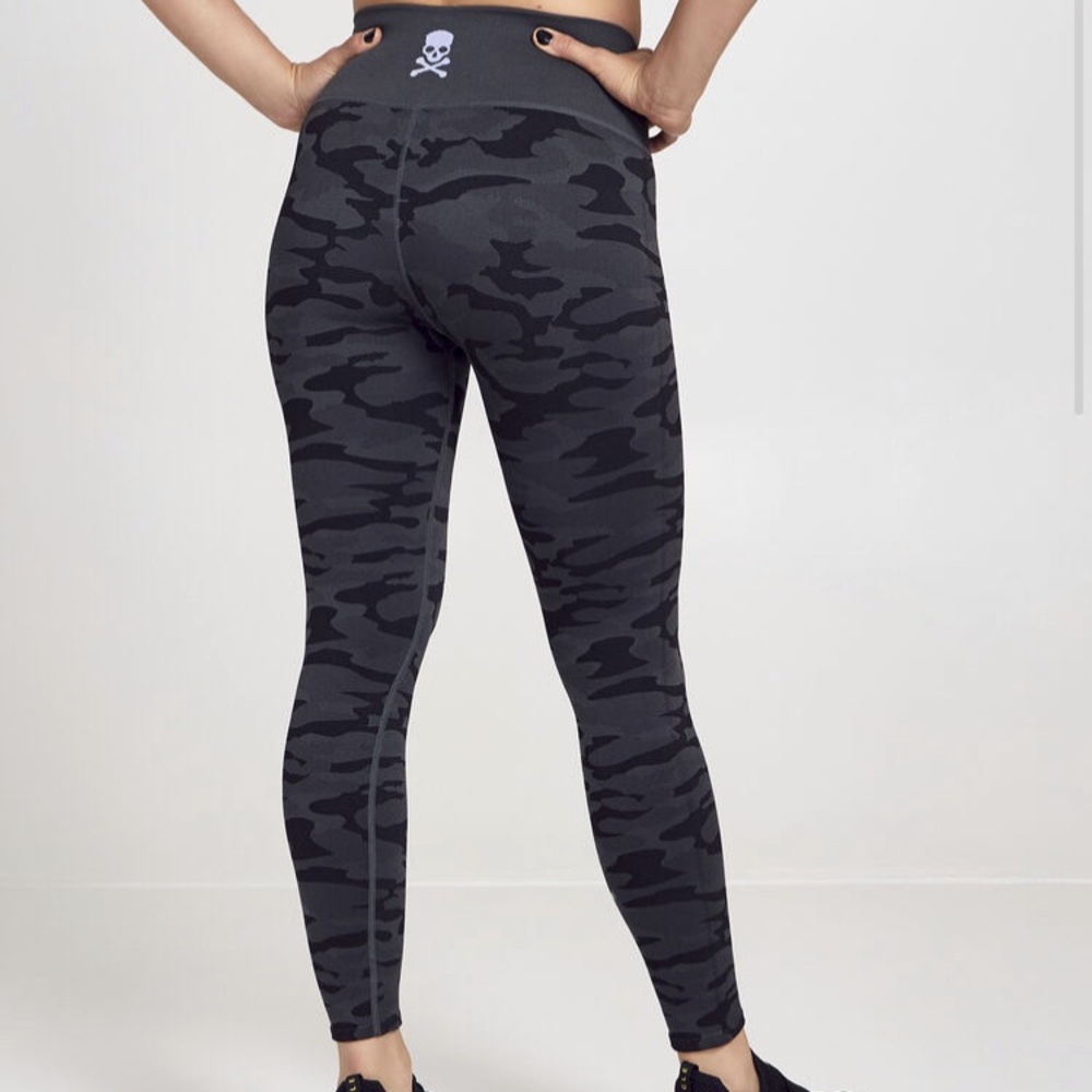 SOUL CYCLE seamless camo leggings